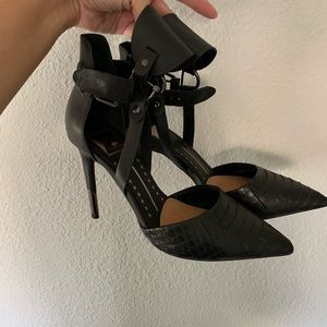 Dolce Vita Snake Leather Pumps